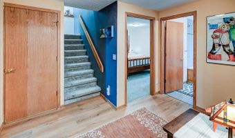 2877 Glacier Valley Rd, Fitchburg, WI 53711