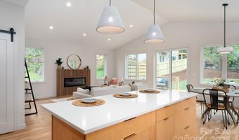 7 Montana Ave, Asheville, NC 28806