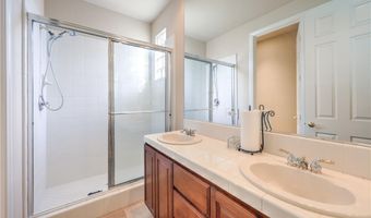 11468 SNOW CREEK Ave, Las Vegas, NV 89135