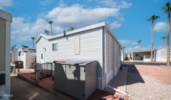 611 S IRONSTONE Dr 611, Apache Junction, AZ 85119