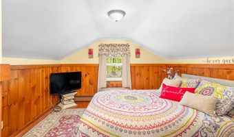1812 Old Louisquisset Pike, Lincoln, RI 02865