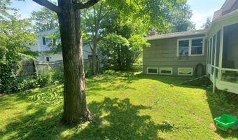 104 Lakewood Pkwy, Burlington, VT 05408