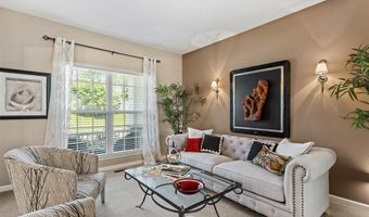 14454 Sunset Forest Ct, Ballwin, MO 63011