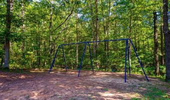 1309 Country Oaks Dr, Benton, AR 72015
