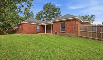 215 Old Town Ln, Brandon, MS 39042