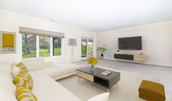 16 Thistle Holw 16, Avon, CT 06001