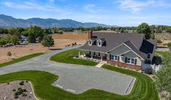 1056 Country Ln, Gardnerville, NV 89460