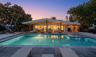 102 TUNA St, Anna Maria, FL 34216