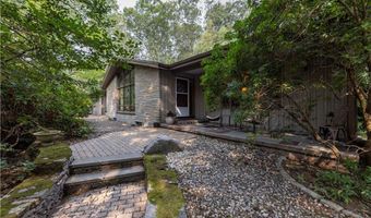 165 Kent Dr, East Greenwich, RI 02818