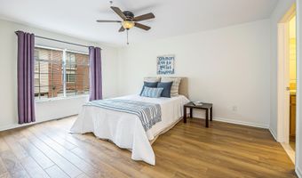 120 W Oakbrook Dr, Ann Arbor, MI 48103