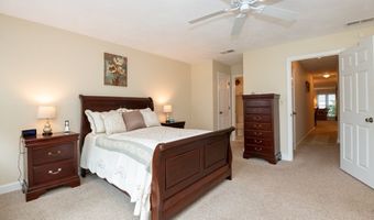 75 Page Rd 9, Bedford, MA 01730