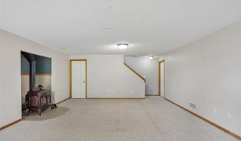 803 NE Rosewood Ln, Ankeny, IA 50021