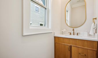 10033 CLUE Dr, Bethesda, MD 20817