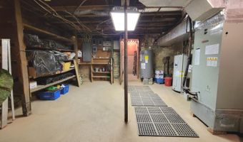 8 MAIN St, Boonsboro, MD 21713