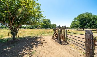 21169 Shelly Ln, Anderson, CA 96007