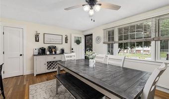 12 Hidden Valley Ln, Lincoln, RI 02865