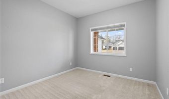 811 Morrison Ave, Annandale, MN 55302