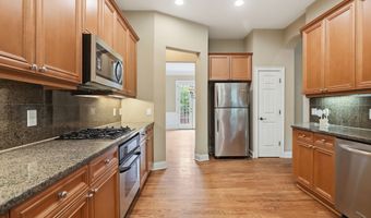 3011 Riverstone Trl 8, Atlanta, GA 30339