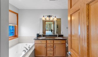 88 BELLEVUE Pl, Appleton, WI 54913