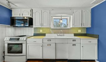 1692 Portland Rd, Arundel, ME 04046