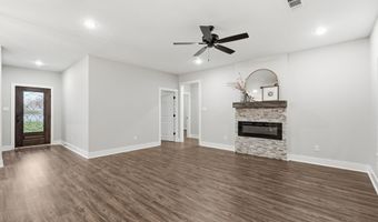 2444 Pleasant Willow Dr, Benton, AR 72015
