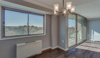 2500 N VAN DORN St 1226, Alexandria, VA 22302