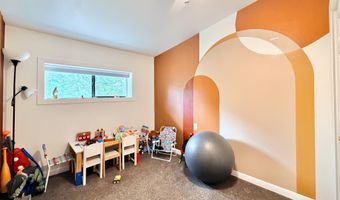333 CLARK Dr, Aztec, NM 87410