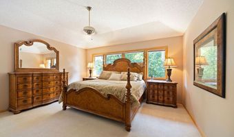 10 Fyne Ln, Bella Vista, AR 72715