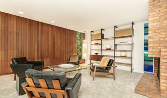 2707 Englave Dr, Ann Arbor, MI 48103