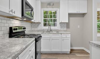 208 SHAMROCK Rd, Anniston, AL 36207