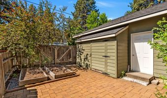 1449 NW Lexington Ave, Bend, OR 97703