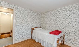 23 Roselawn Ave, North Smithfield, RI 02824