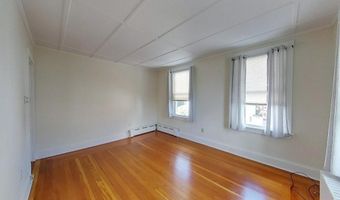 19 Dixon St 2, Newport, RI 02840