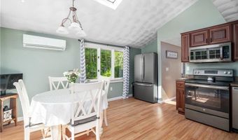 745 Eagle Peak Rd, Burrillville, RI 02859