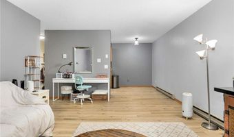 14115 Pennock Ave 303, Apple Valley, MN 55124