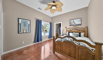 1523 Meadow Gln, Adkins, TX 78101