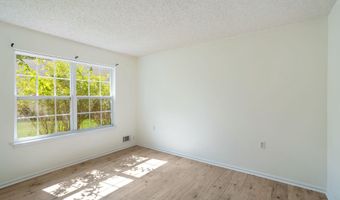 7 TAMARACK Ct, Barnegat, NJ 08005