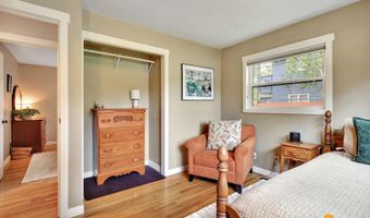 2515 Turnagain Pkwy, Anchorage, AK 99517