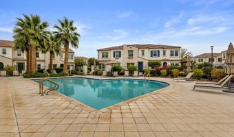 2477 W MARKET Pl 34, Chandler, AZ 85248