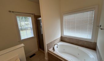 4219 Maple Dr, Ayden, NC 28513