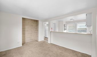 86 W Main St 2, Bergenfield, NJ 07621