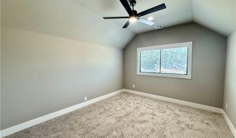 811 Greenhorn St, Bentonville, AR 72712
