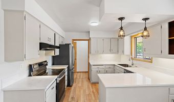 7307 SE MONROE St, Milwaukie, OR 97222