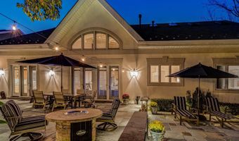 4744 34TH St N, Arlington, VA 22207