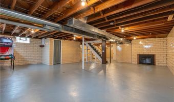 300 Homeworth Rd, Alliance, OH 44601