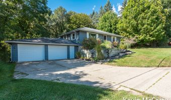 2955 Buttrick Ave SE, Ada, MI 49301