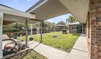 1511 Riveredge Ct, Astor, FL 32102