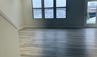 719 W Spaniel Dr, Ann Arbor, MI 48108