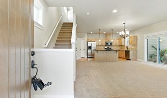 268 SW 204TH Ter, Beaverton, OR 97006