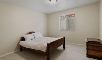 527 SW Forest Grove Dr, Bend, OR 97702